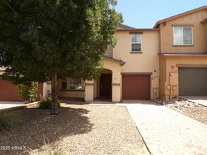 Building Photo - 621 Haynes Dr