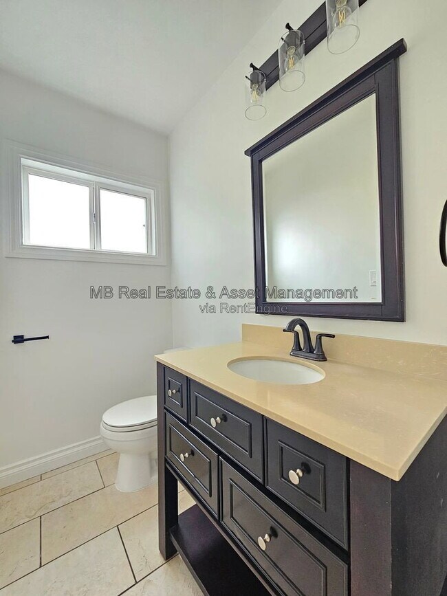 Building Photo - 1745 W 165th Pl