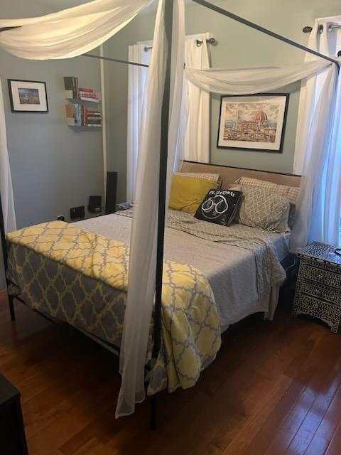 Foto principal - 347 E 53rd St