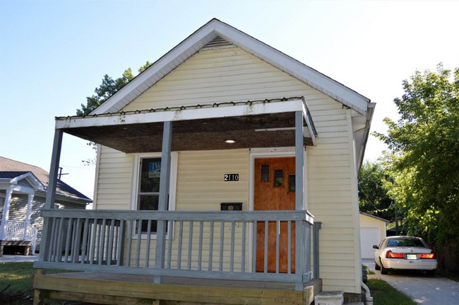 Building Photo - 2110 Oliver St