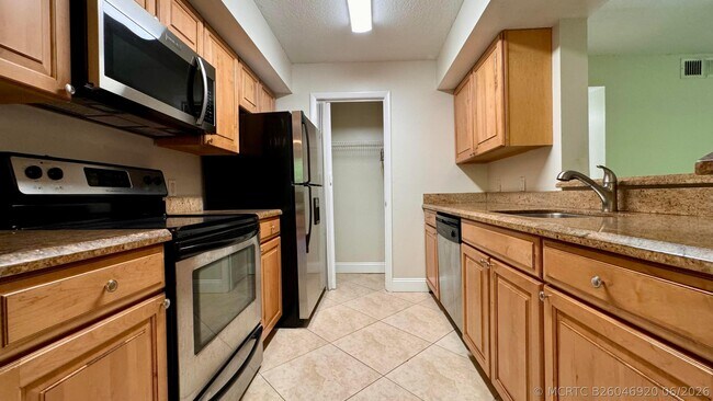 Foto del edificio - 815 Boynton Beach Blvd