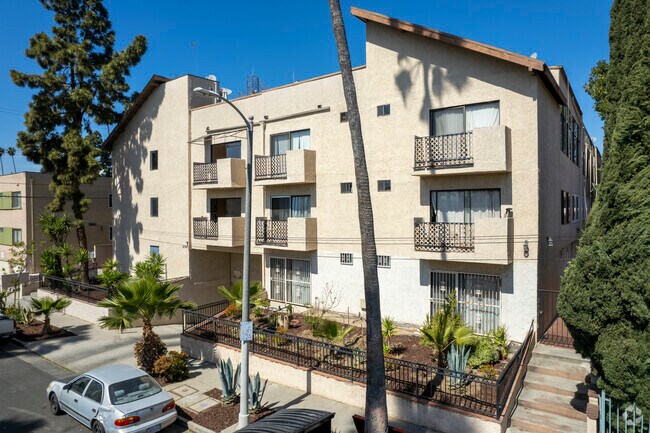 Building Photo - 5125 Harol Ave