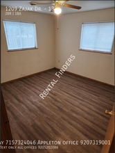 Building Photo - 1209 Zajak Dr