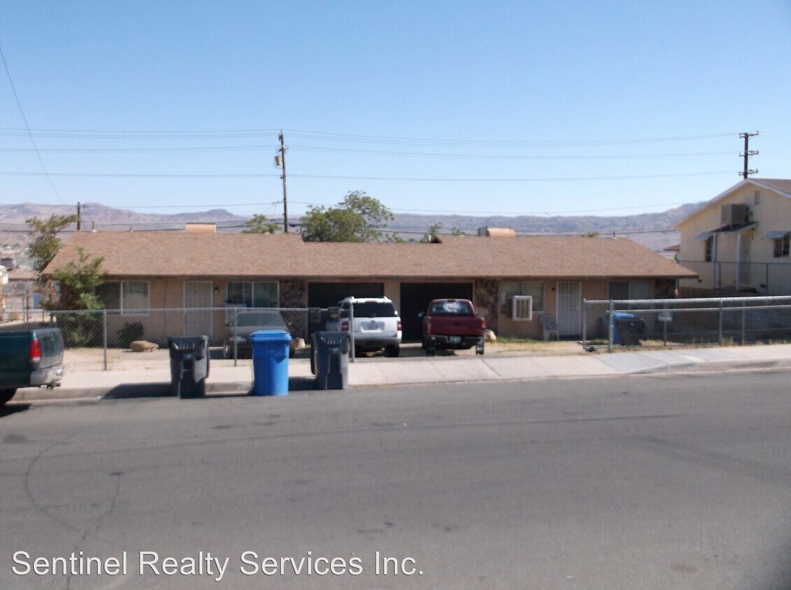 217 E Fredricks St, Barstow, CA 92311 Room for Rent in Barstow, CA