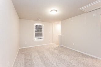 Building Photo - 18484 Sunrise Maple Dr