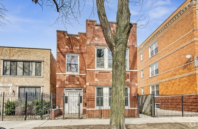 Building Photo - 2614 W Thomas St