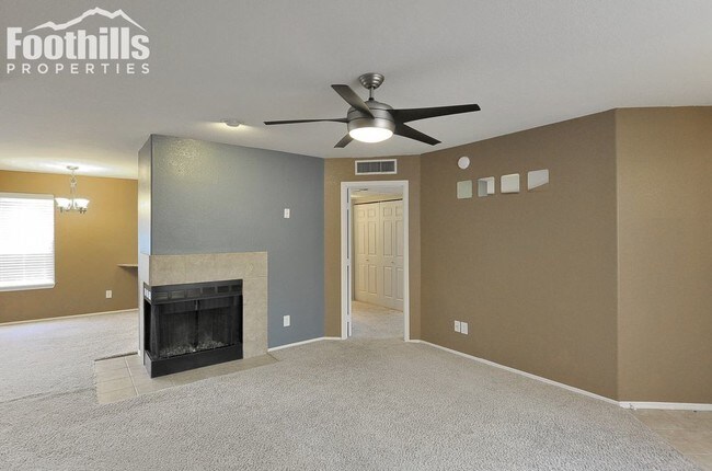 Building Photo - 6655 N Canyon Crest Dr