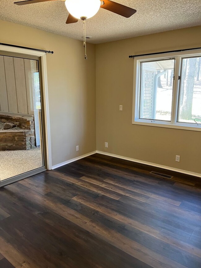 Foto del edificio - Newly Remodeled Townhome