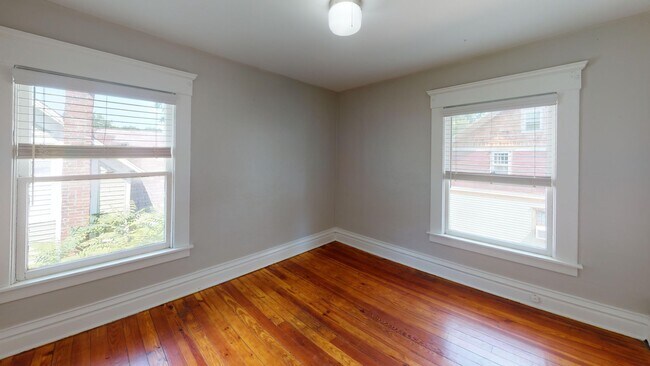 Foto del edificio - 127 Shepard St