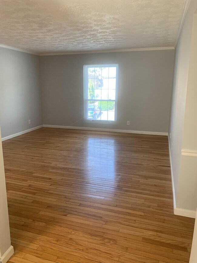Foto del edificio - 5533 Kingsport Dr