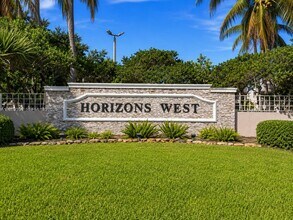 Building Photo - 8760 SW 133rd Avenue Rd