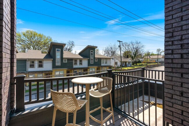 Foto del edificio - 722 Mcferrin Ave