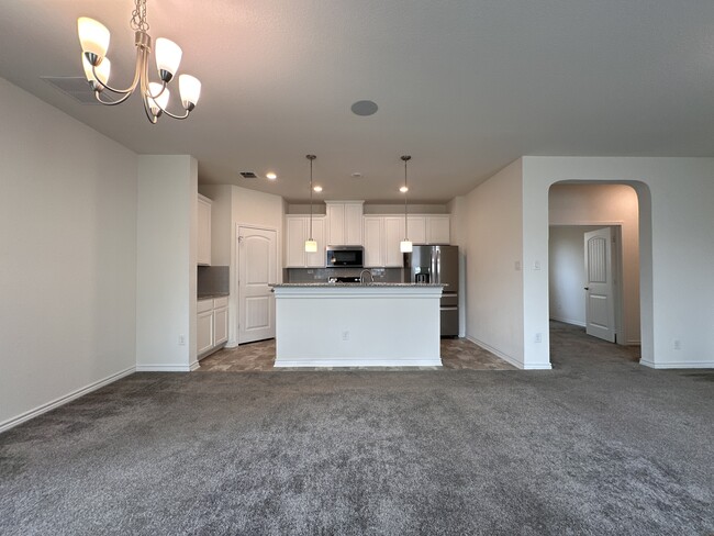Building Photo - 1533 Overlook Cv