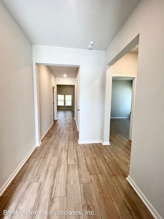 Building Photo - 3 br, 2 bath House - 5817 Whitebark Drive