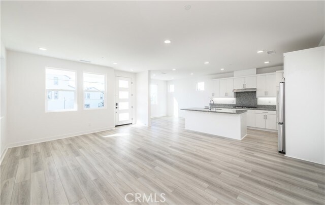 Foto del edificio - 232 Tank