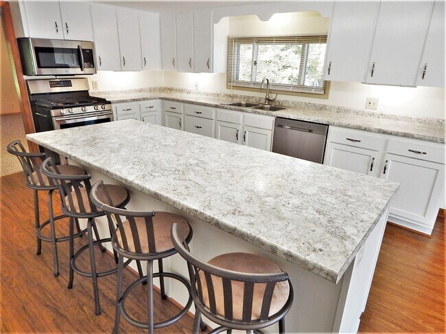 Kitchen - 2133 NY-65