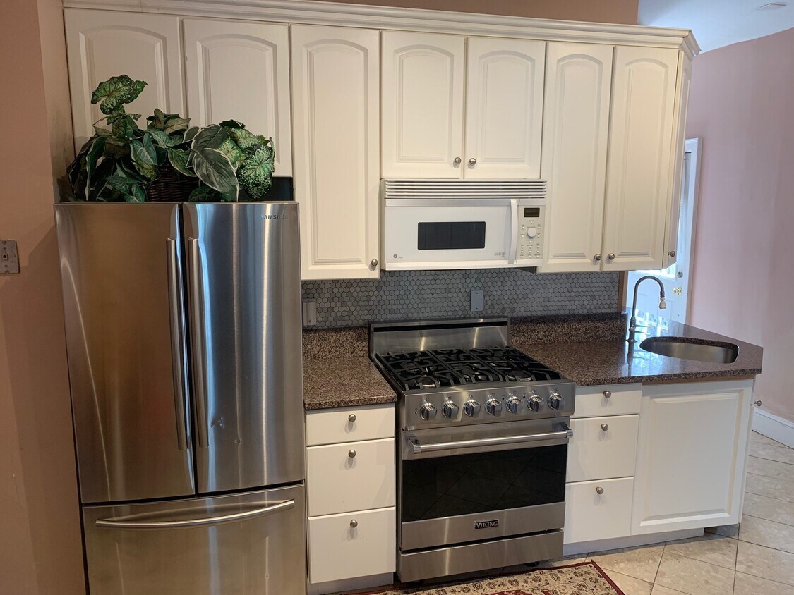 Foto principal - 92 Pelham St