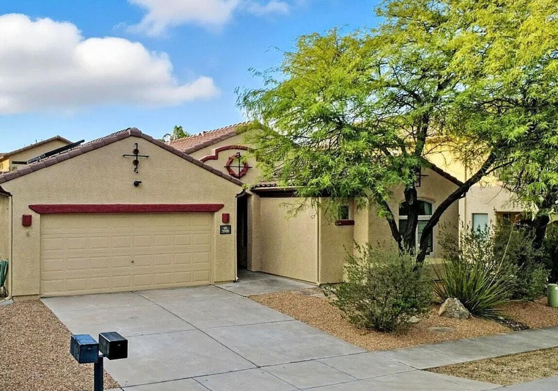 Foto principal - 5900 S Courtland Dr