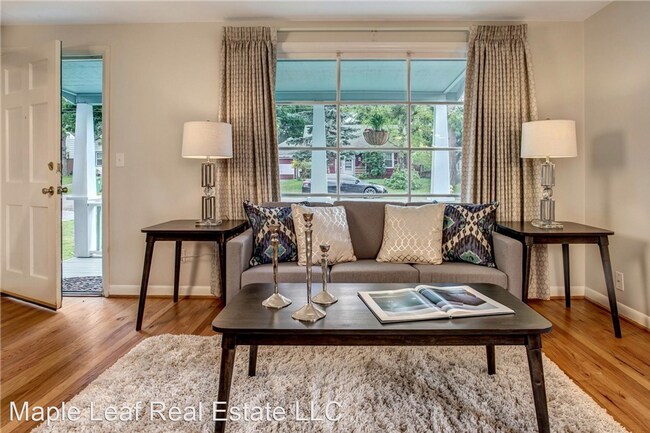 Foto del edificio - 3 br, 2 bath House - 14045 23rd PL NE