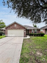 Building Photo - 122 Golden Oak Dr