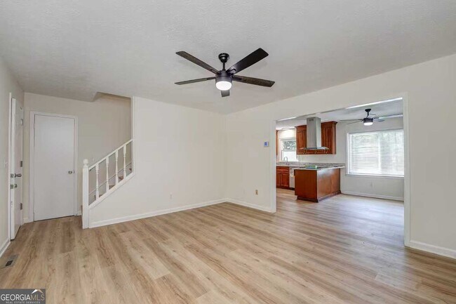 Foto del edificio - 133 Bishop Rd NW