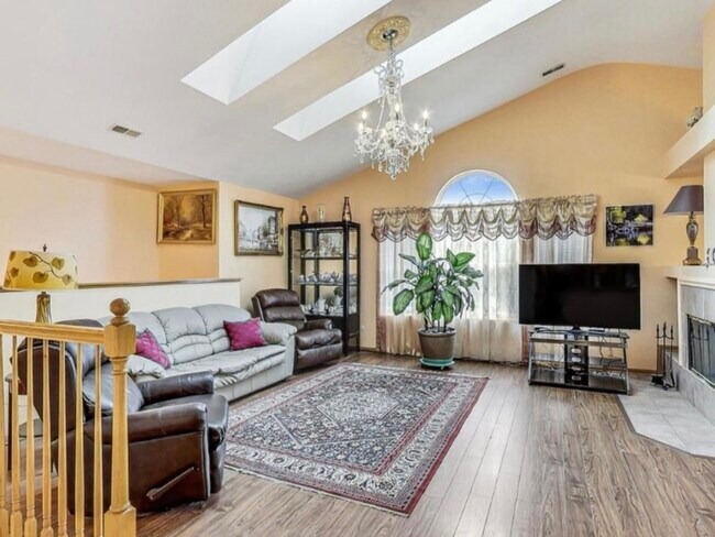Building Photo - 2949 Stonewater Dr