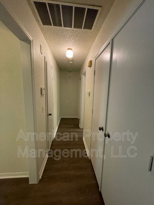 Foto del edificio - 4405 S Gum Ave