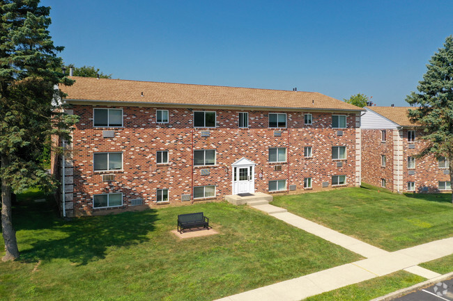 Building Photo - Kutztown Gardens