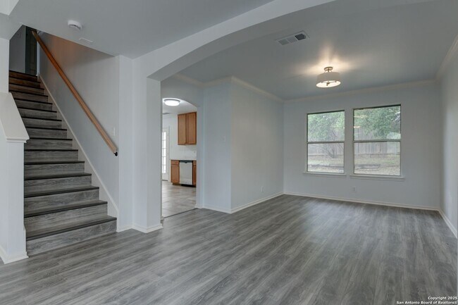 Building Photo - 6015 Wexford Pl