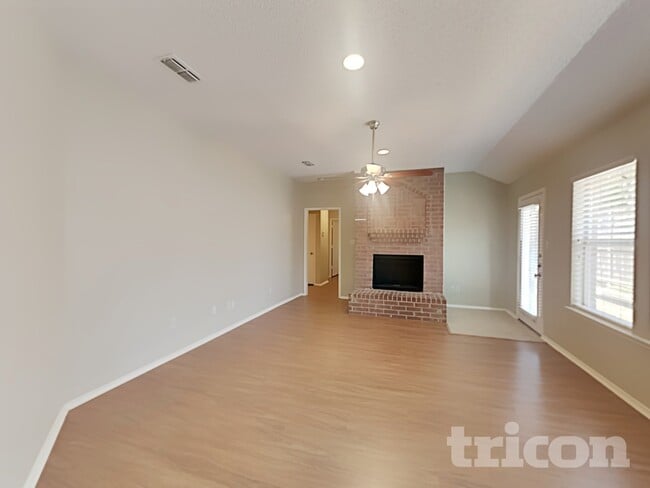 Foto del edificio - 7548 Ashcroft Cir
