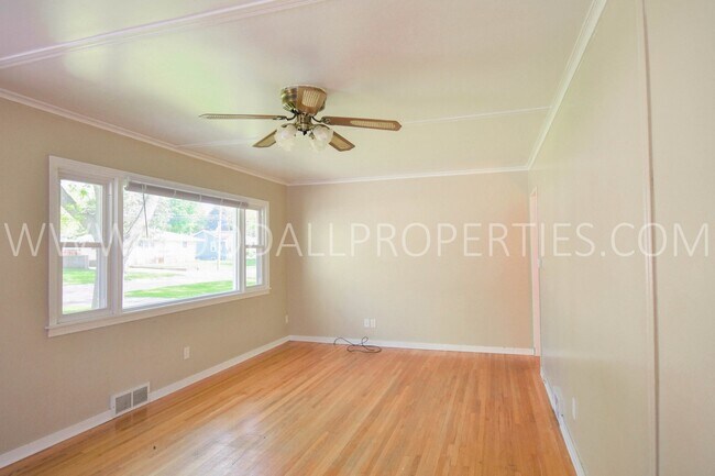 Building Photo - Cozy 3 bedroom ranch.