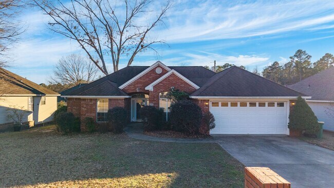 Foto del edificio - 12711 Misty Creek Dr