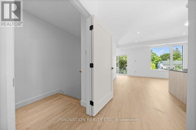 Building Photo - 486-2 Wentworth Ave