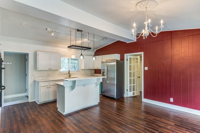 Foto del edificio - MID-CENTURY MODERN IN MACARTHUR PARK