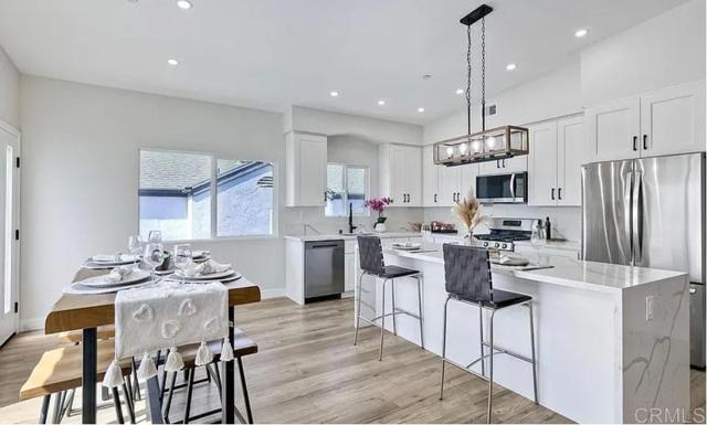 Foto del edificio - 573 Florida St