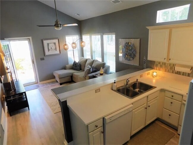 kitchen looking into keeping room - 351 Pinehurst Way