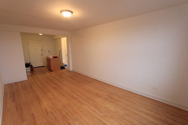 Building Photo - 3333 82nd St