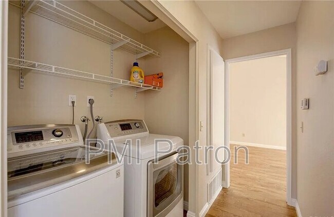 Building Photo - 3593 W Greentree Cir