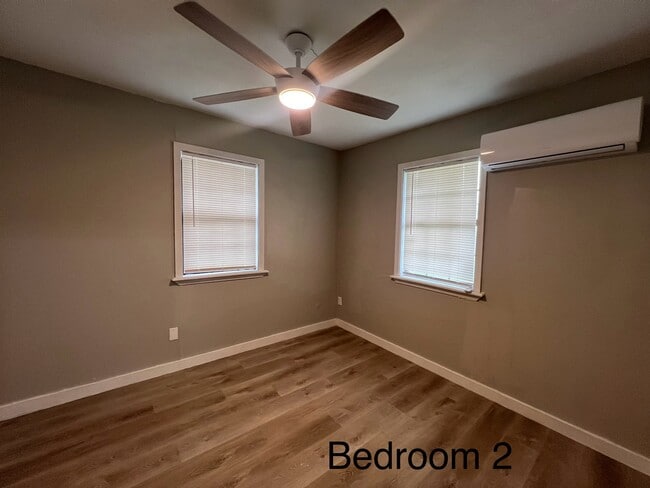 Building Photo - 241 Orange St