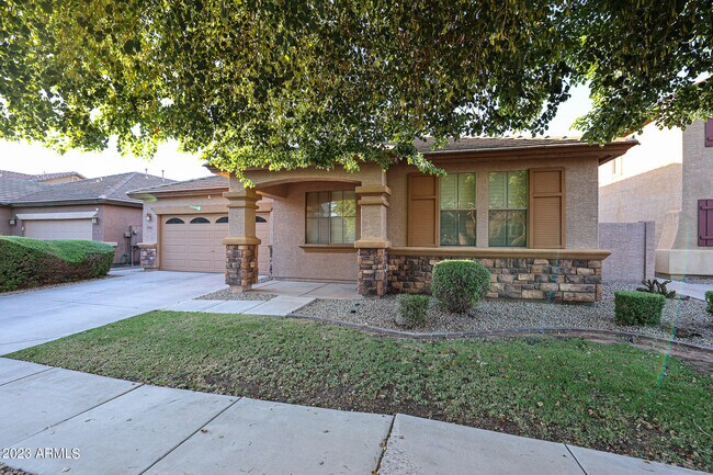 Building Photo - 14591 W Shaw Butte Dr