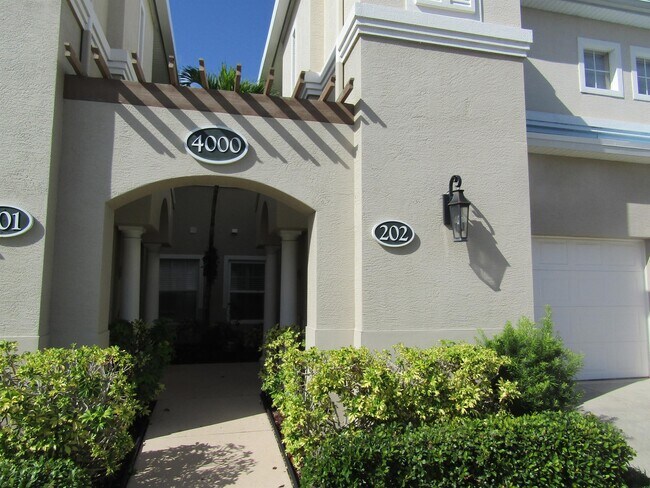Foto del edificio - 4000 Ibis Way