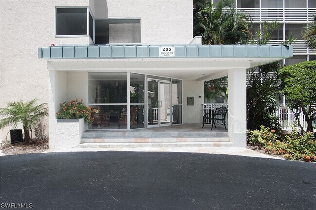 Foto del edificio - 285 Naples Cove Dr