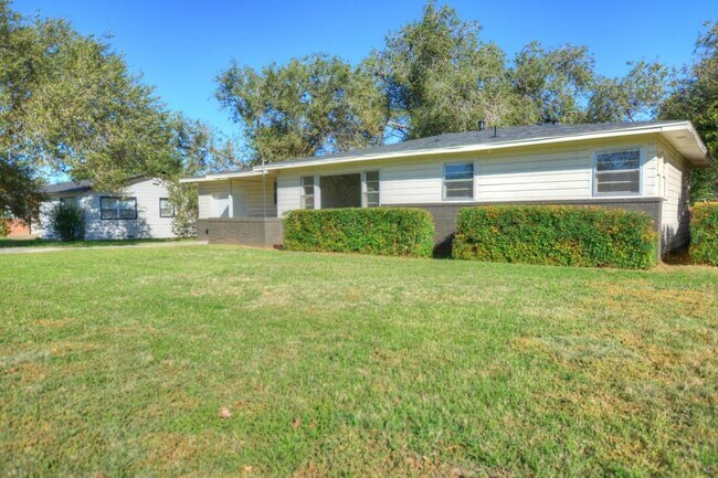 Foto del edificio - 4014 44th St