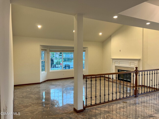 Foto del edificio - 5630 Hurford Ct