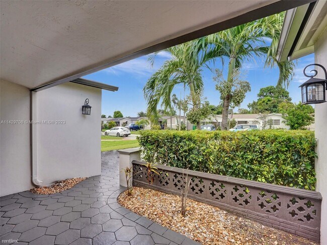 Building Photo - 3 br, 2 bath House - 7600 Grandview Blvd