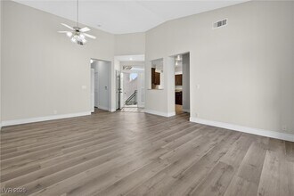 Building Photo - 5155 W Tropicana Ave