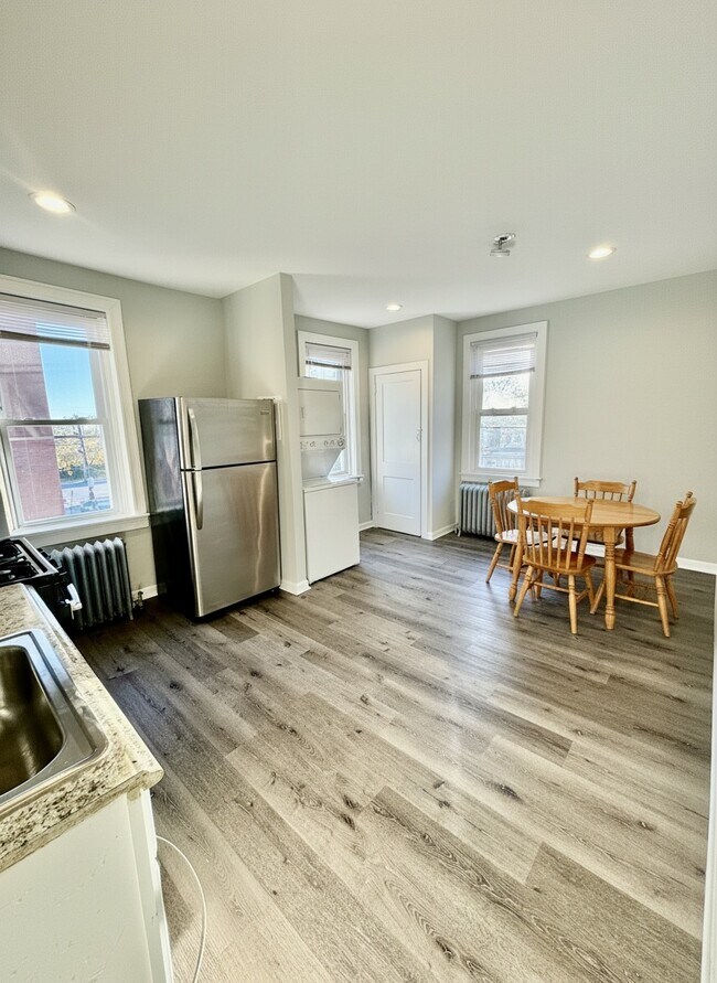 Foto del edificio - 5388 Hazelhurst St