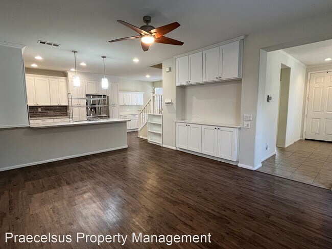Building Photo - 4 br, 3 bath House - 1620 Moonbeam Lane - ...