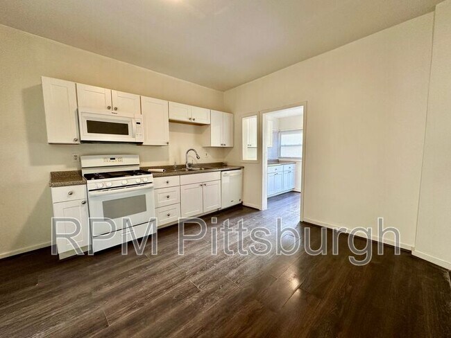 Foto del edificio - 828 Walbridge St