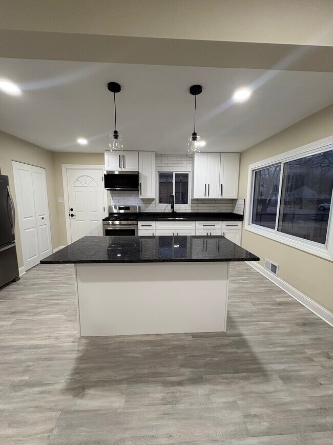 Foto del edificio - 106 W 155th St